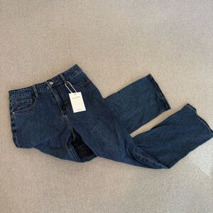 NWT Easy Clothes Dark Blue Solan Straight-Leg Jeans